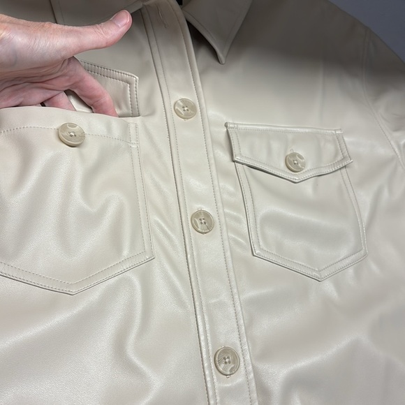 House of Harlow 1960 Faux Leather Button-Up Jacket Cream Size XL - Picture 4 of 13